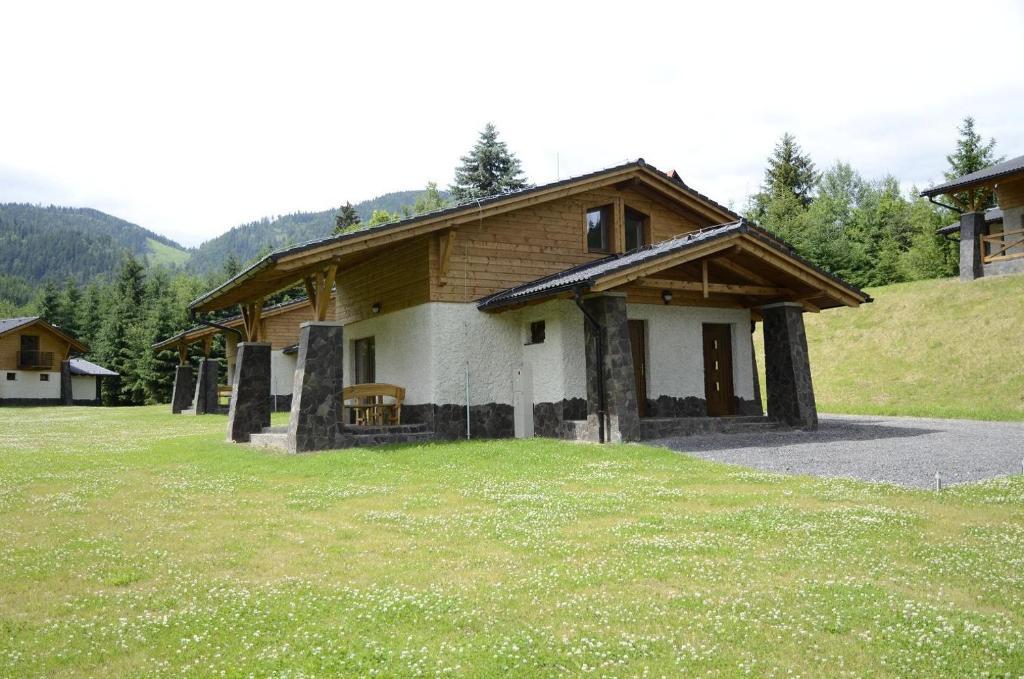 Liptovia Resort Liptovský Hrádok Zimmer foto